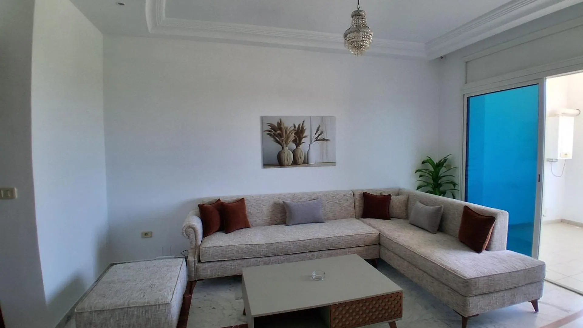 Lake 2 Luxurious 1 Bedroom Apartment Tunis